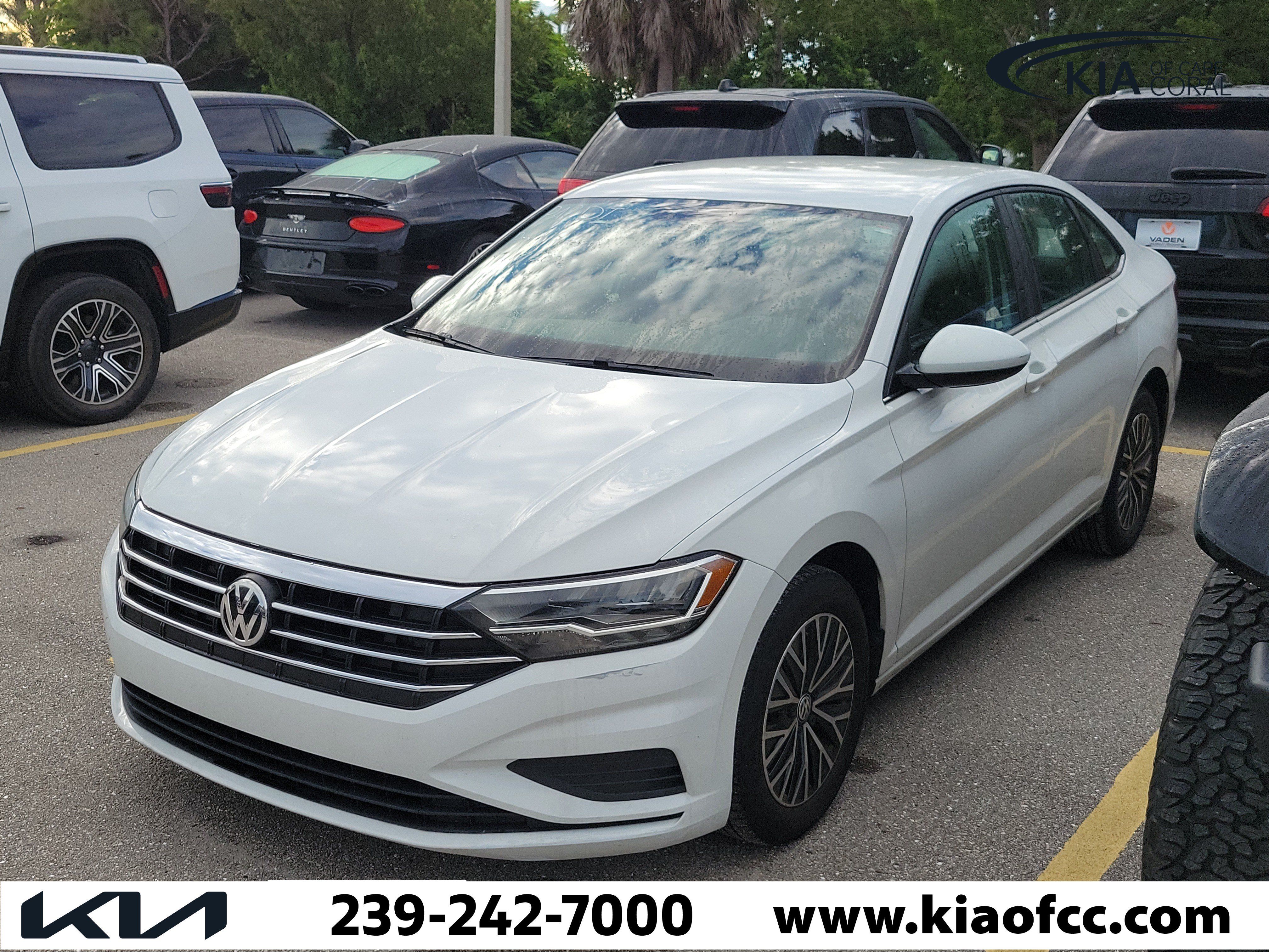 Used 2021 Volkswagen Jetta S w/ Driver Assistance Package FWD image 3
