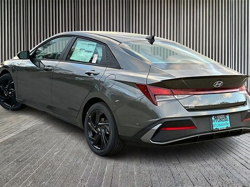 New 2026 Hyundai Elantra Sport image 3