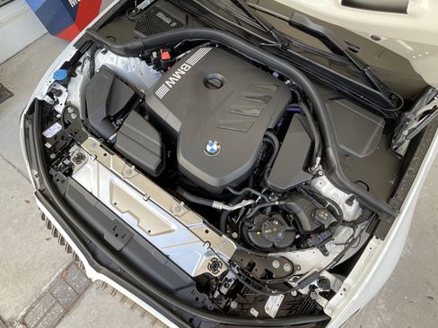 New 2026 BMW 330i Sedan w/ Premium Package RWD image 35