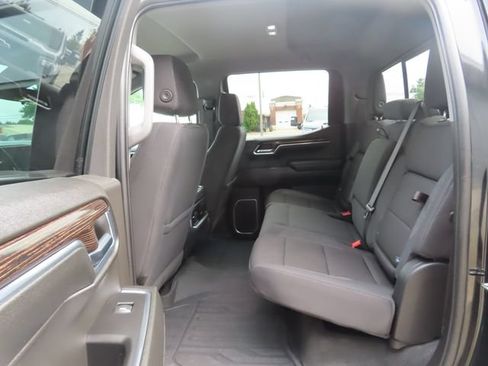 Used 2024 GMC Sierra 1500 Elevation w/ Preferred Package AWD/4WD image 21