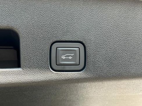 New 2026 GMC Acadia AT4 w/ Super Cruise Package AWD/4WD image 7
