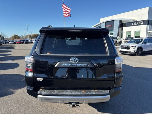 Used 2015 Toyota 4Runner Trail Premium image 4