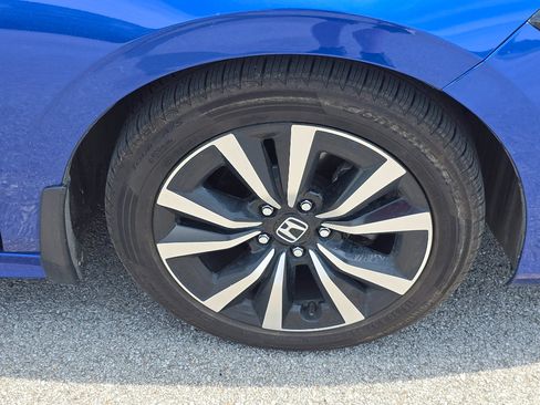 Used 2022 Honda Civic EX image 6