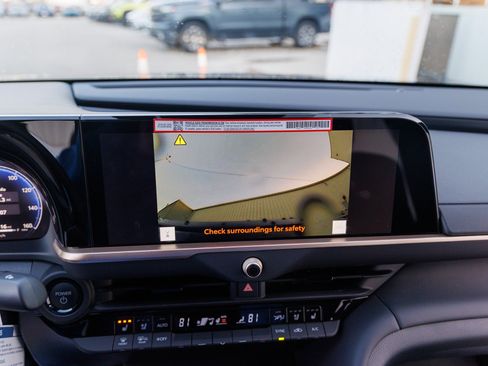 Certified 2026 Toyota Crown XLE image 21