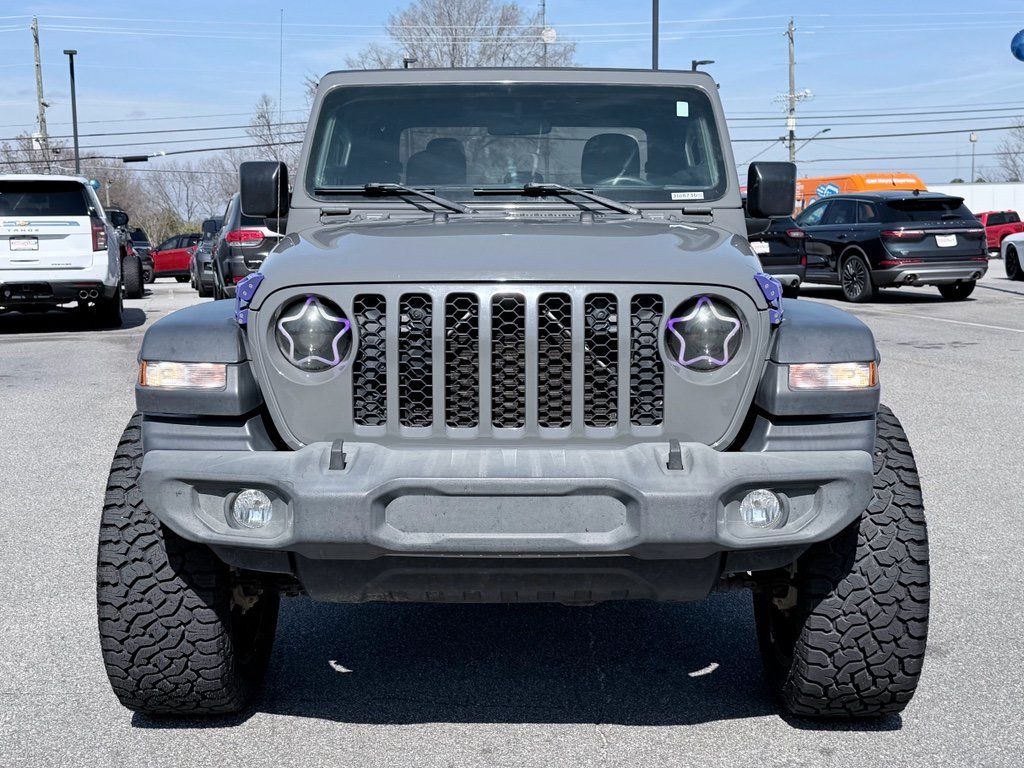 Used 2021 Jeep Gladiator Sport AWD/4WD image 3