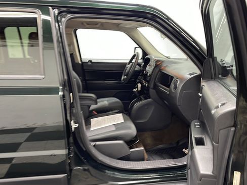 Used 2013 Jeep Patriot Sport w/ PWR Value Group AWD/4WD image 19