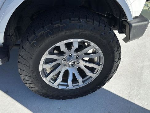 Used 2023 Ford Bronco Outer Banks image 32