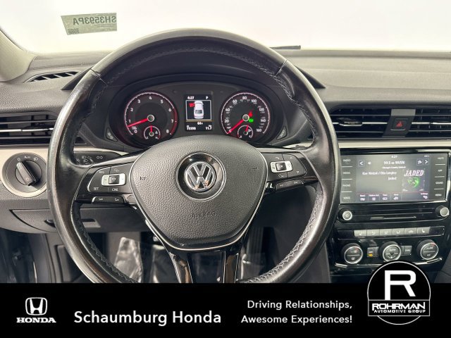 Used 2020 Volkswagen Passat 2.0T SE FWD image 11