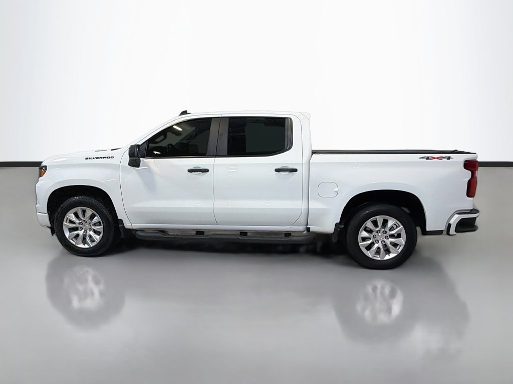 Used 2024 Chevrolet Silverado 1500 Custom w/ LPO, Dark Essentials Package AWD/4WD image 6