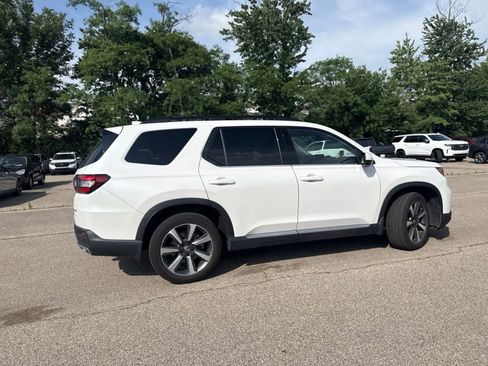Used 2025 Honda Pilot Elite image 27