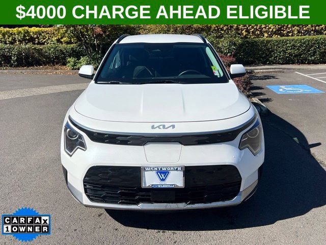 Used 2023 Kia Niro Wind w/ Wind Preserve Package FWD image 2