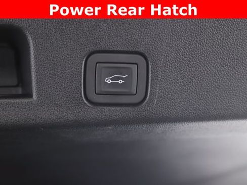 Used 2026 Chevrolet Traverse Z71 w/ LPO, Floor Liner Package AWD/4WD image 30