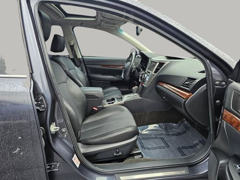 Used 2013 Subaru Legacy 3.6R Limited image 25