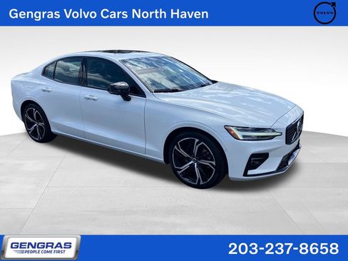 Certified 2025 Volvo S60 B5 Plus AWD/4WD image 1