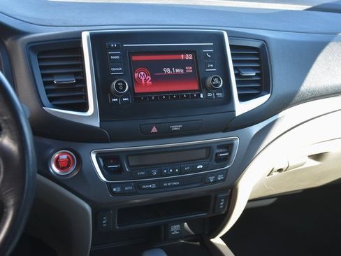 Used 2018 Honda Ridgeline RTL image 21