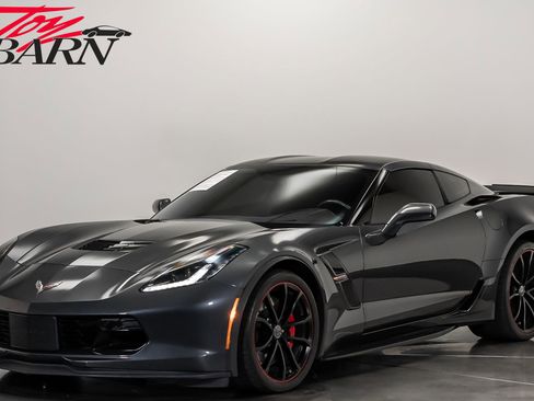 Used 2018 Chevrolet Corvette Grand Sport image 9