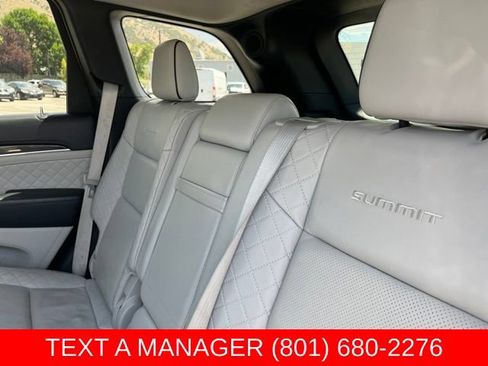 Used 2018 Jeep Grand Cherokee Summit AWD/4WD image 17