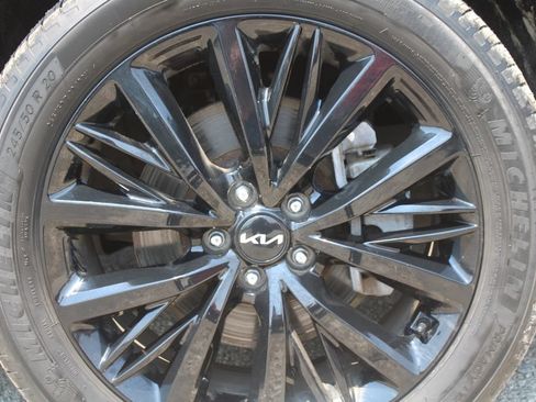 Certified 2022 Kia Telluride SX w/ SX Prestige Package AWD/4WD image 19