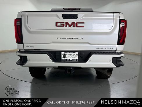 Used 2024 GMC Sierra 3500 Denali w/ Denali Reserve Package AWD/4WD image 7