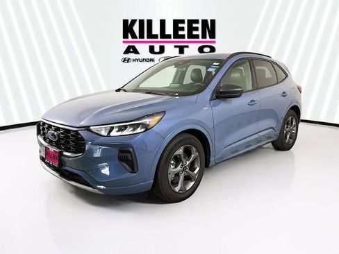 Used 2023 Ford Escape ST-Line image 3