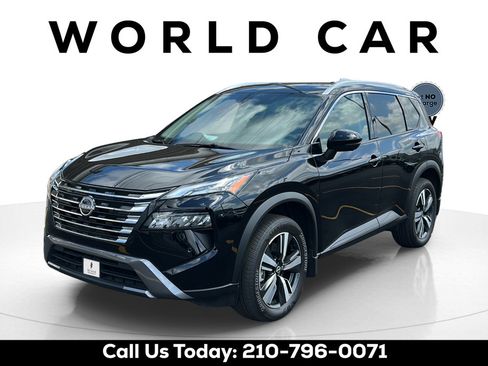 Used 2025 Nissan Rogue SL w/ Tech Package AWD/4WD image 3