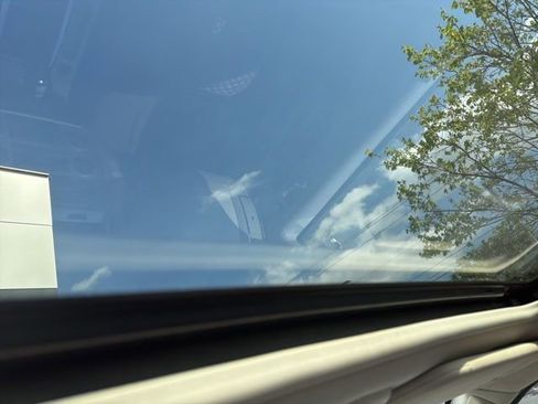 Used 2010 Mercury Mariner 2WD image 11