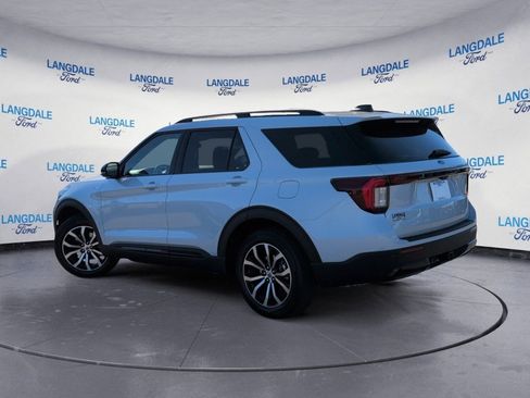 New 2026 Ford Explorer ST-Line w/ Premium Package RWD image 9