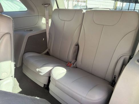 Used 2006 Chrysler Pacifica Touring FWD image 9