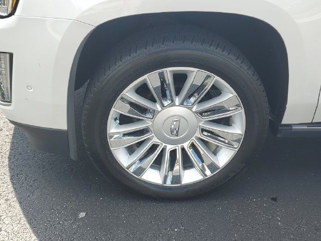 Used 2020 Cadillac Escalade Platinum AWD/4WD image 11