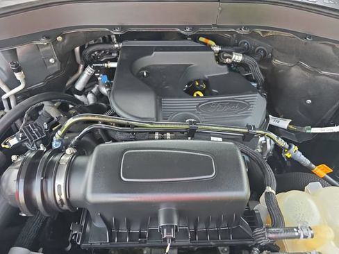 Used 2020 Ford Explorer XLT RWD image 31