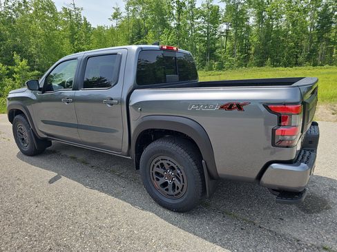 New 2026 Nissan Frontier PRO-4X w/ Tow Package AWD/4WD image 5