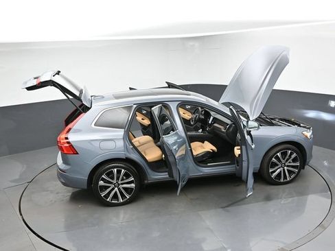 Used 2023 Volvo XC60 B5 Ultimate AWD/4WD image 49