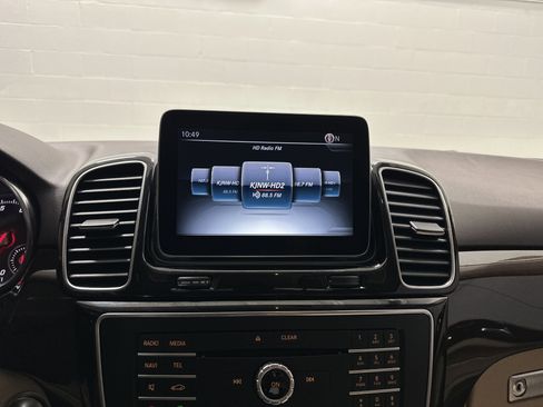 Used 2017 Mercedes-Benz GLE 350 4MATIC image 23