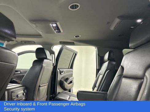 Used 2019 Chevrolet Suburban Premier image 30