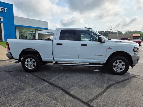 Used 2024 RAM 2500 Big Horn w/ Off Road Package AWD/4WD image 18