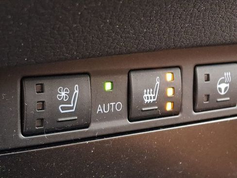 Used 2024 Lexus ES 350 w/ Premium Package image 25