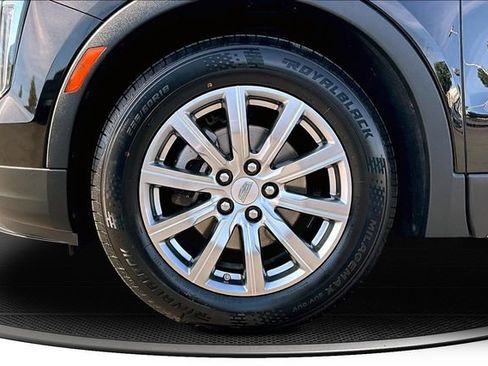 Used 2019 Cadillac XT4 Premium Luxury image 34