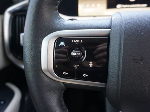 Used 2025 Nissan Armada Platinum RWD image 8