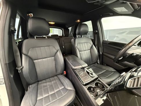 Used 2019 Mercedes-Benz GLE 400 4MATIC w/ Premium 1 Package image 72