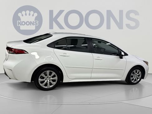 Used 2023 Toyota Corolla LE FWD image 21