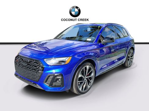 Used 2023 Audi SQ5 Premium Plus w/ Premium Plus Package AWD/4WD image 2
