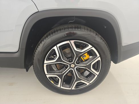 Used 2023 Rivian R1T Adventure AWD/4WD image 10