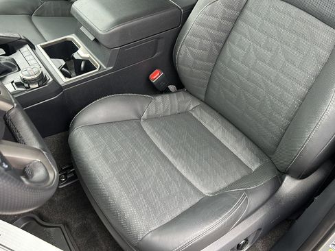 Used 2025 Toyota 4Runner TRD Off-Road Premium image 28