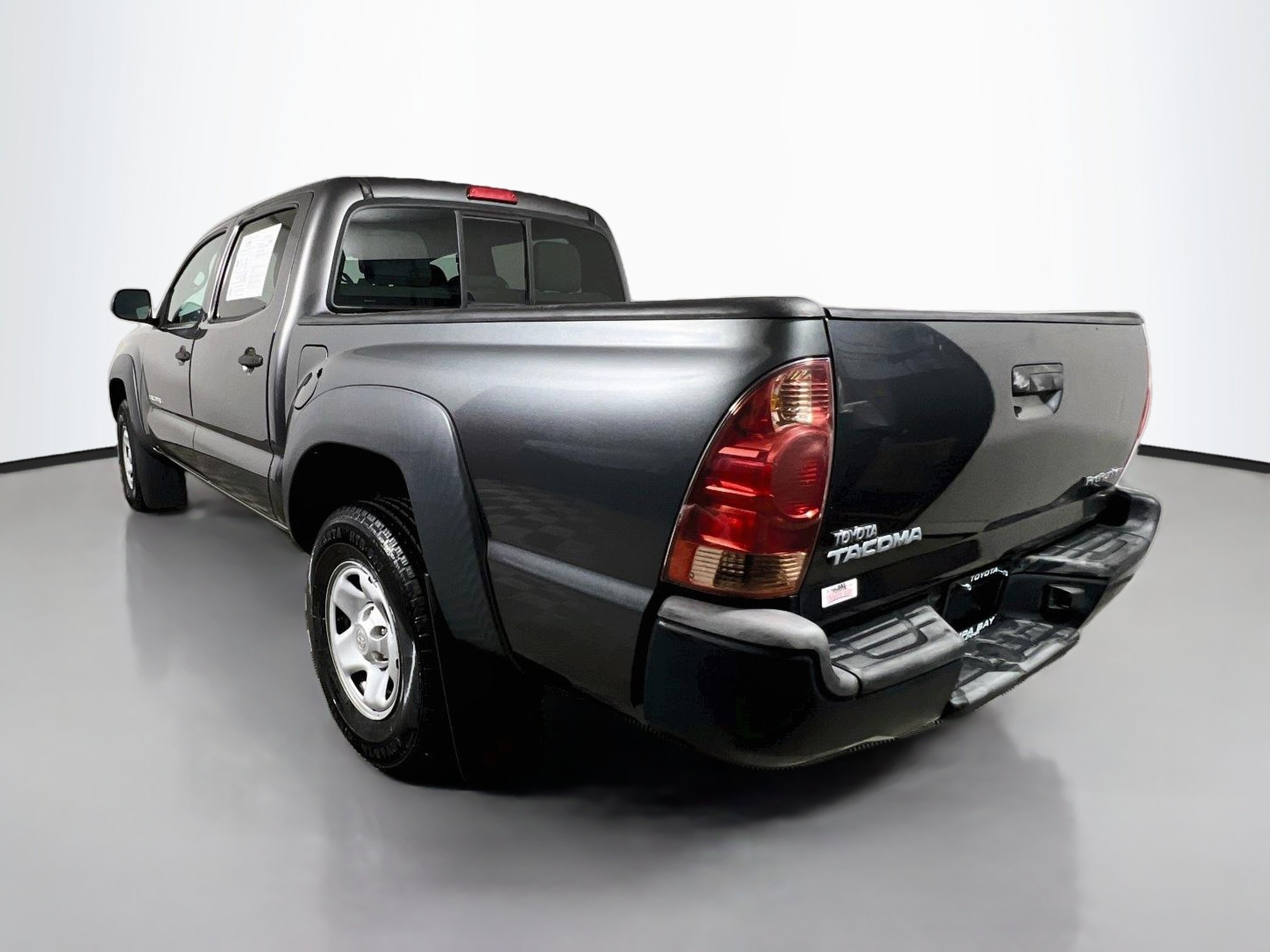 Used 2015 Toyota Tacoma PreRunner w/ Convenience Package RWD image 8