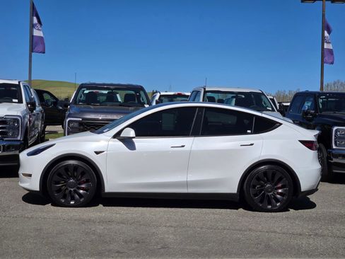 Used 2022 Tesla Model Y Performance image 7