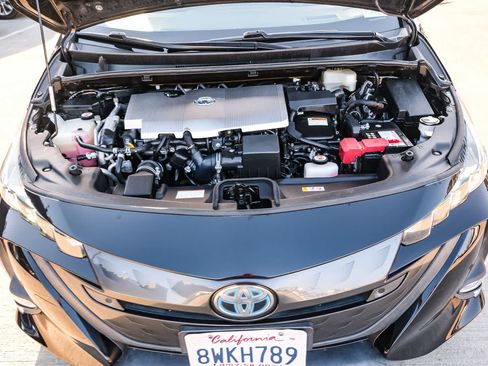 Certified 2020 Toyota Prius Prime Limited w/ Carpet Mat Package FWD image 28
