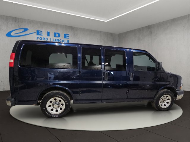 Used 2011 Chevrolet Express 1500 LT w/ LT Preferred Equipment Group AWD/4WD image 7