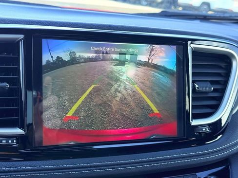 New 2026 Chrysler Pacifica Select AWD/4WD image 19