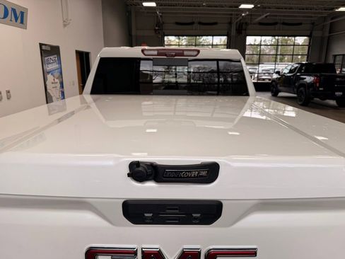 Used 2020 GMC Sierra 1500 Denali w/ Denali Ultimate Package AWD/4WD image 13
