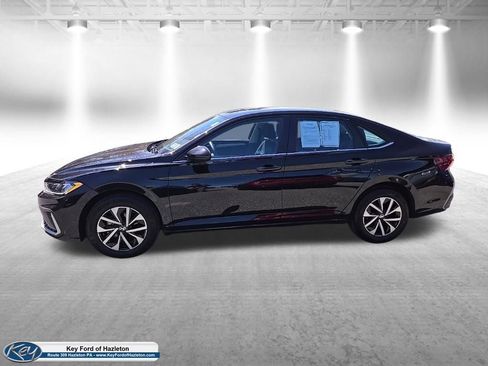 Used 2025 Volkswagen Jetta S FWD image 4